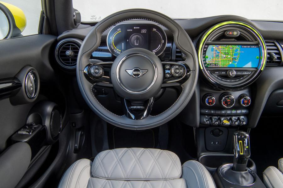 Торпедо Mini Cooper SE (F56) 2020 года  (NA) (фото 291 из 342)